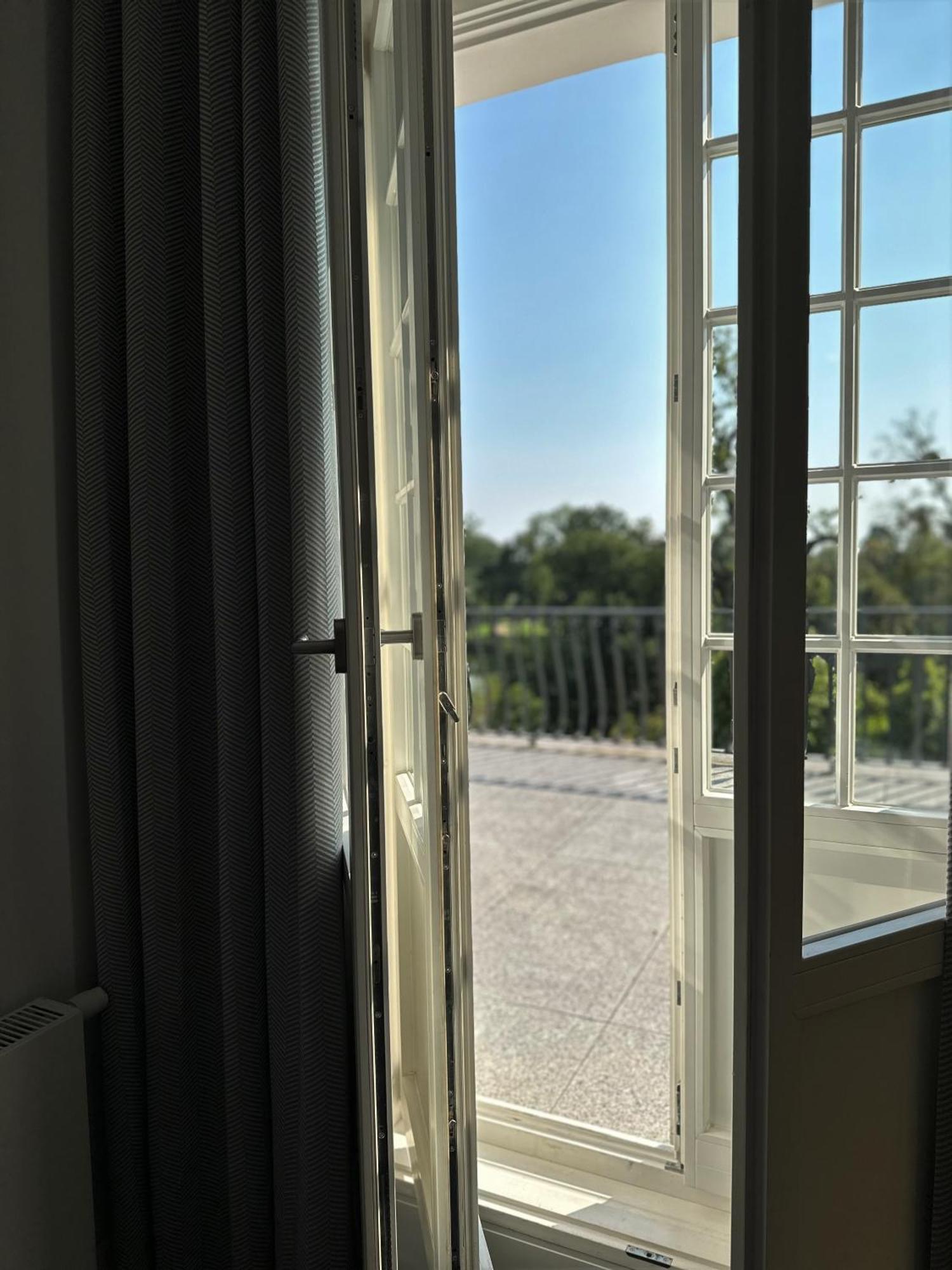 Palac Komierowo Sepolno Krajenskie Экстерьер фото